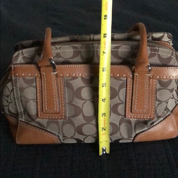 VGUC Coach purse - Picture 7 of 8